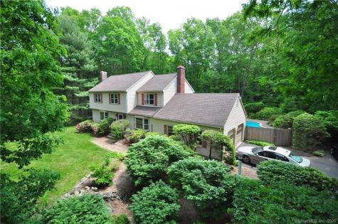 20 Pond View Drive Canton CT 06019