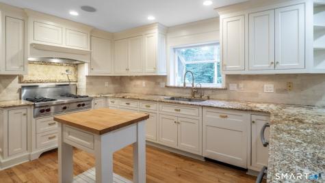 91 Lantern Ridge Road New Canaan CT 06840