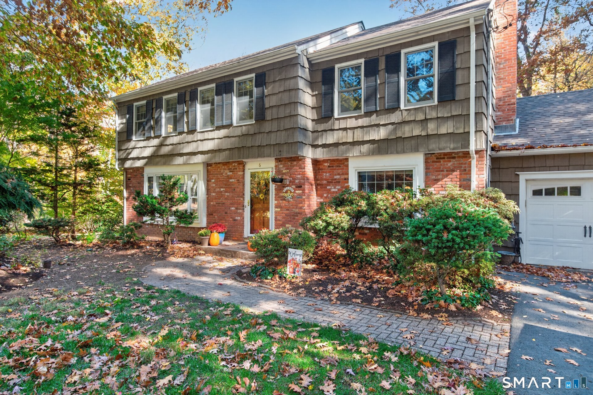 6 Lawton Drive Simsbury CT 06070
