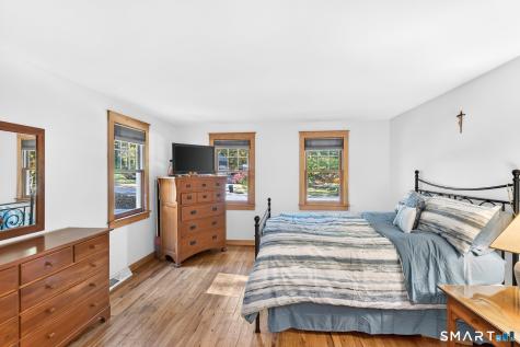 6 Lawton Drive Simsbury CT 06070