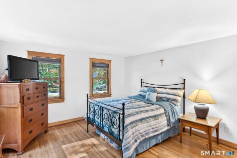 6 Lawton Drive Simsbury CT 06070