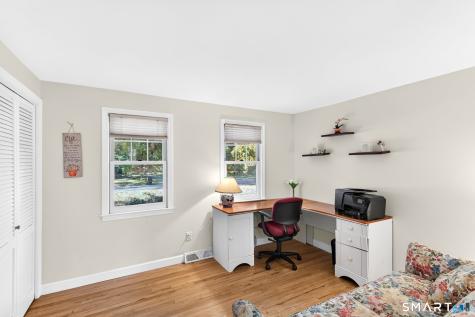 6 Lawton Drive Simsbury CT 06070