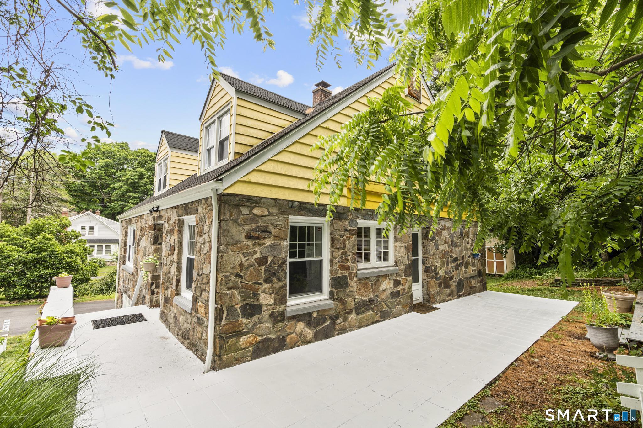 101 Sport Hill Road Easton CT 06612
