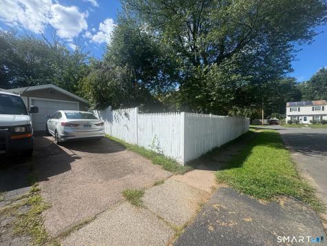 17 Canterbury Street East Hartford CT 06118