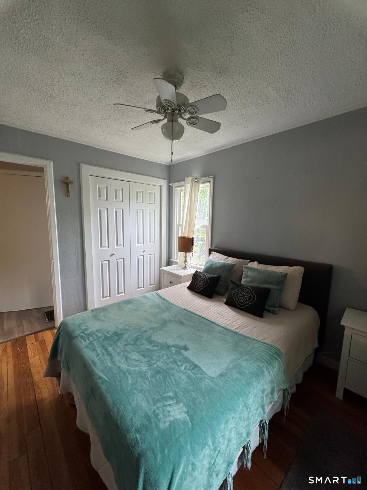 17 Canterbury Street East Hartford CT 06118