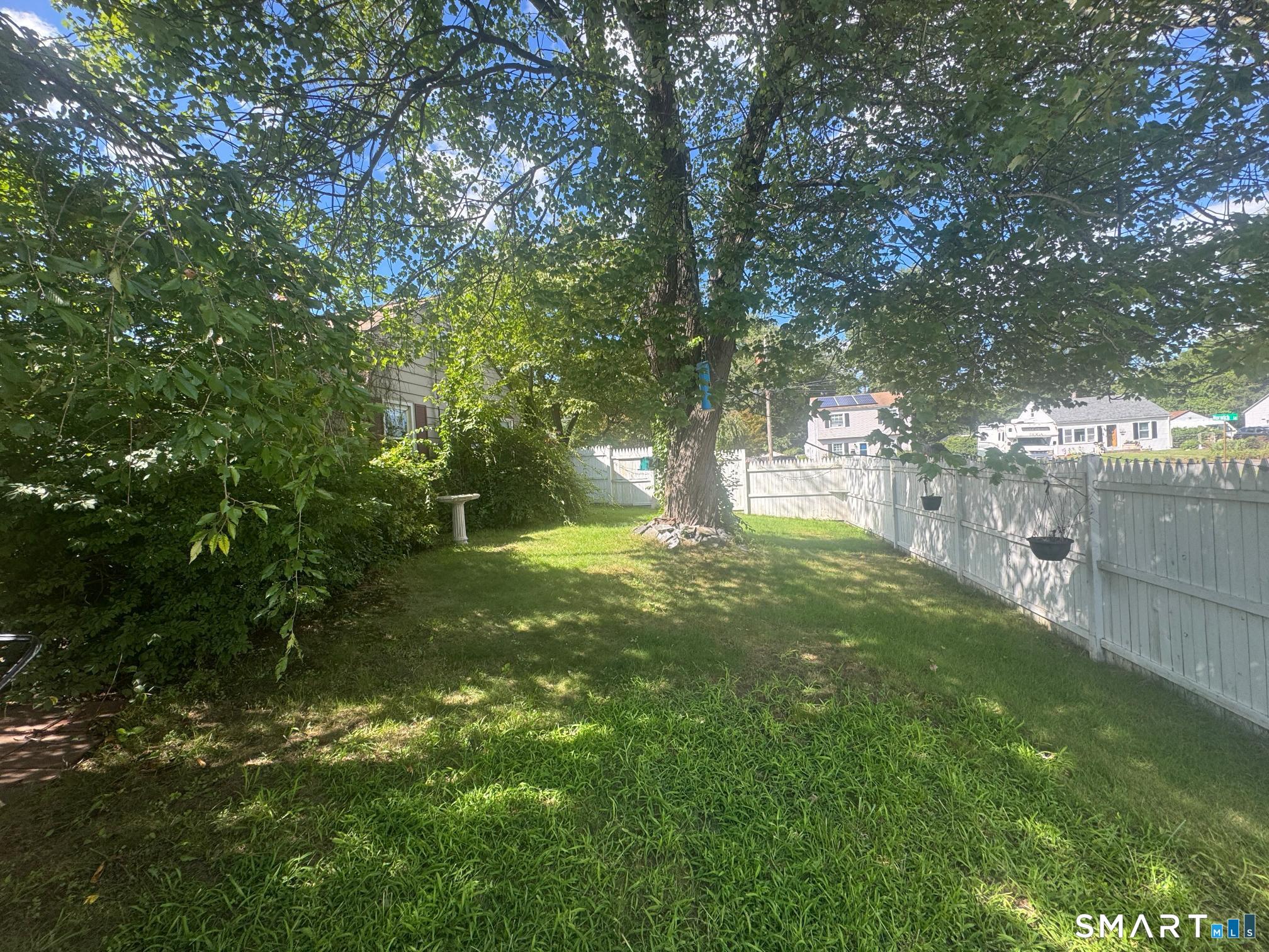 17 Canterbury Street East Hartford CT 06118