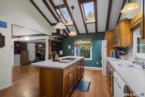203 Main Street Farmington CT 06085