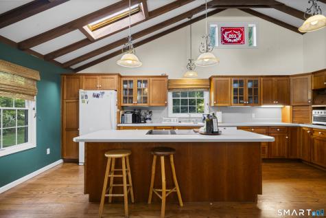 203 Main Street Farmington CT 06085