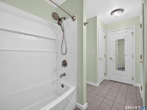 130 North Frontage Road Killingly CT 06239