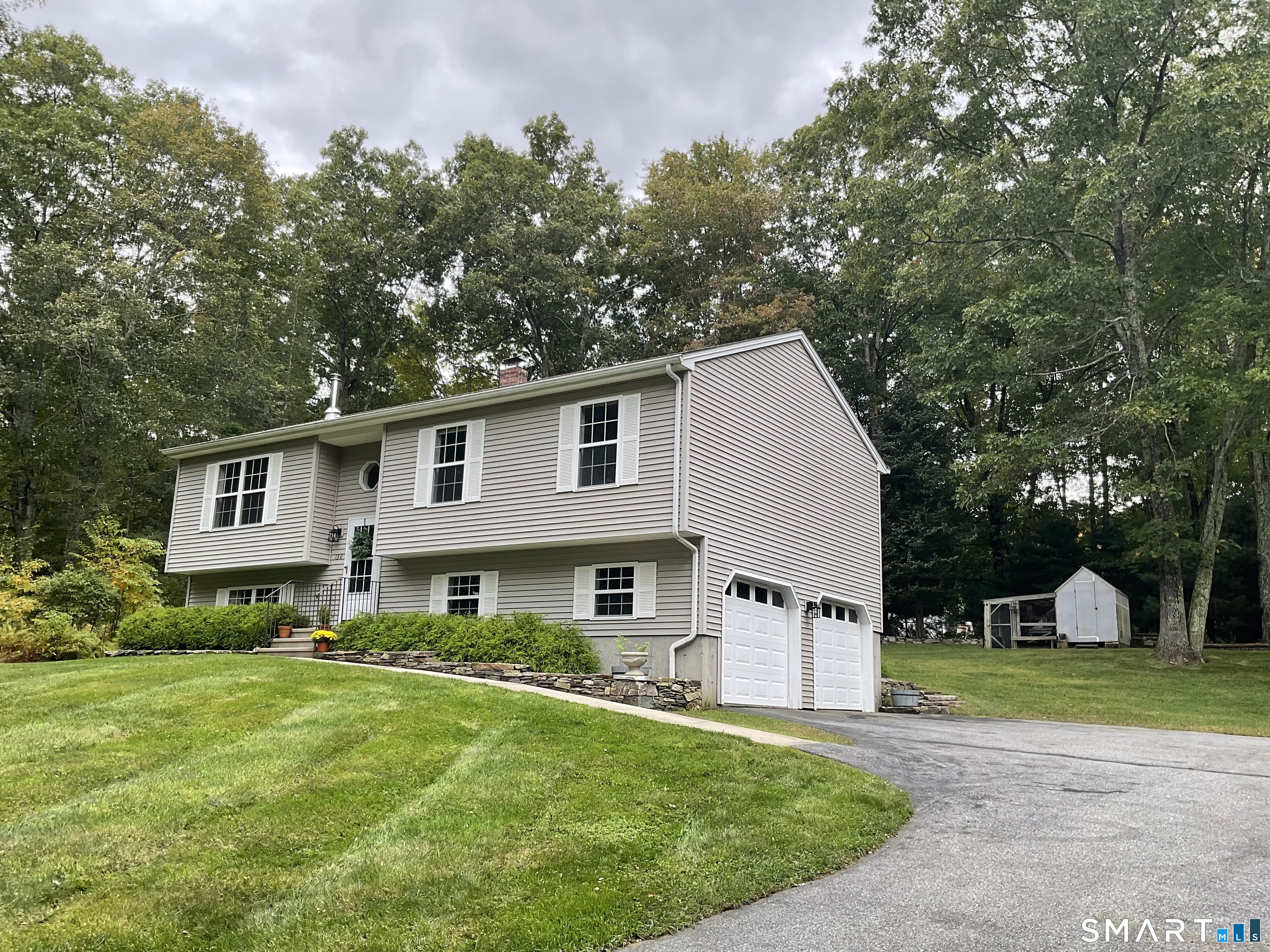 130 North Frontage Road Killingly CT 06239
