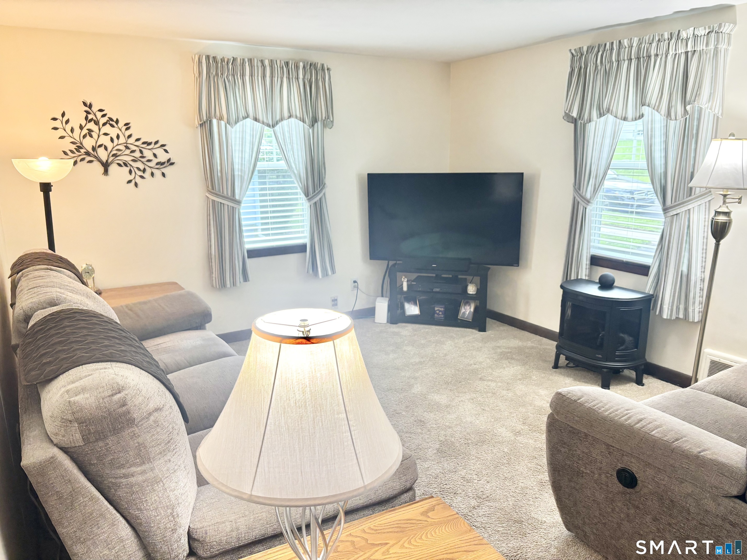 145 Loomis Street Manchester CT 06042