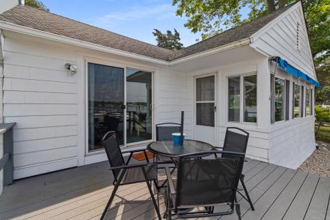 15 River Road Branford CT 06405