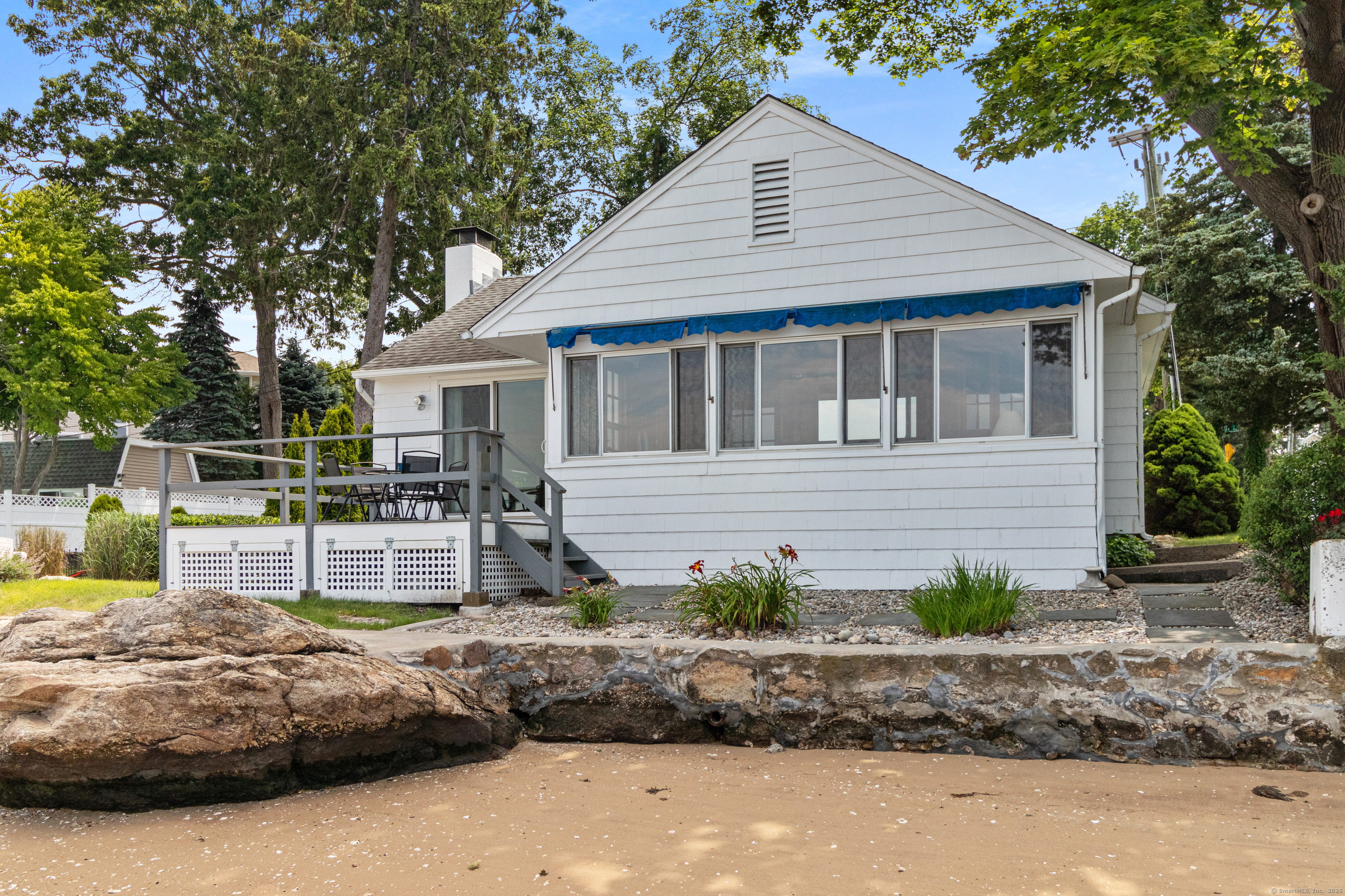 15 River Road Branford CT 06405