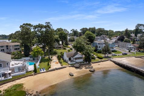 15 River Road Branford CT 06405