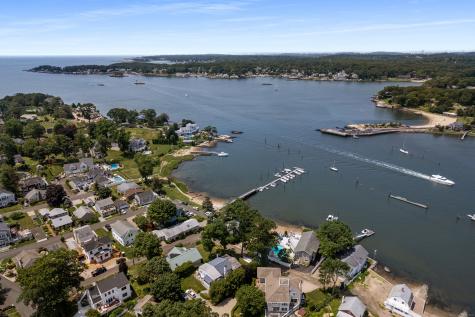 15 River Road Branford CT 06405