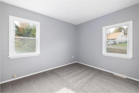 21 Longwood Drive Naugatuck CT 06770