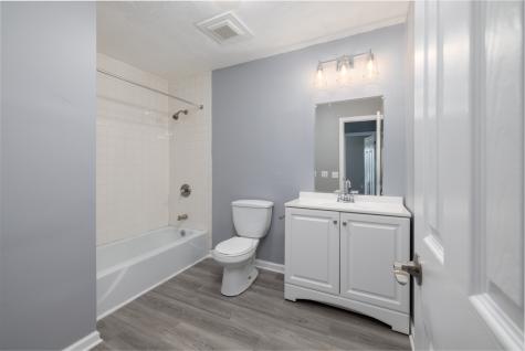 21 Longwood Drive Naugatuck CT 06770