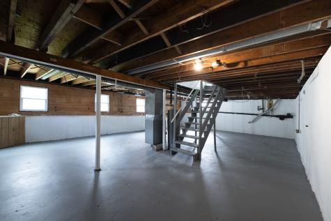 21 Longwood Drive Naugatuck CT 06770