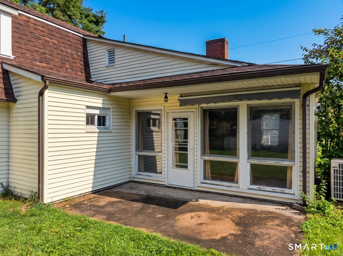 7 Fitzgerald Avenue Waterford CT 06385