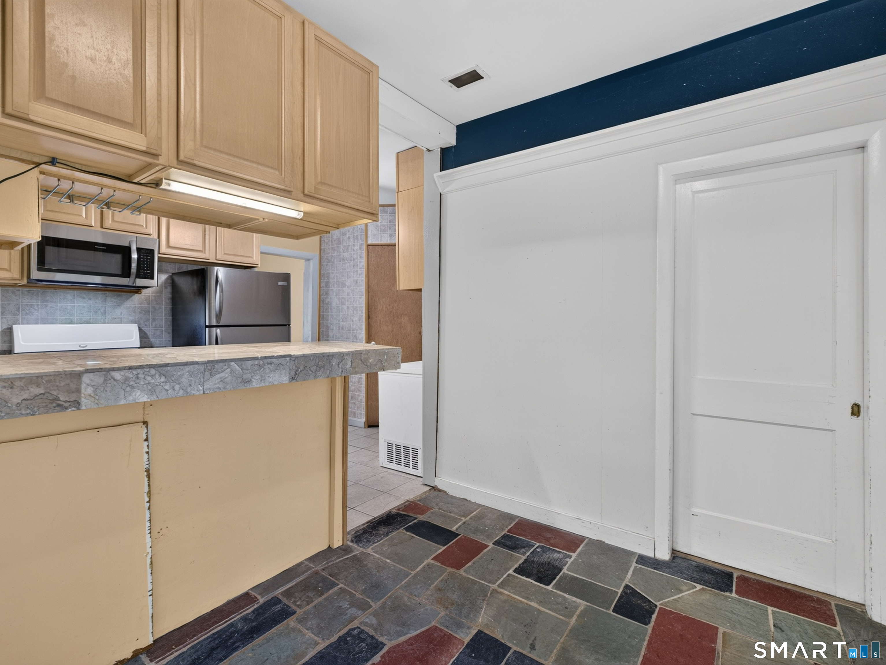 7 Fitzgerald Avenue Waterford CT 06385