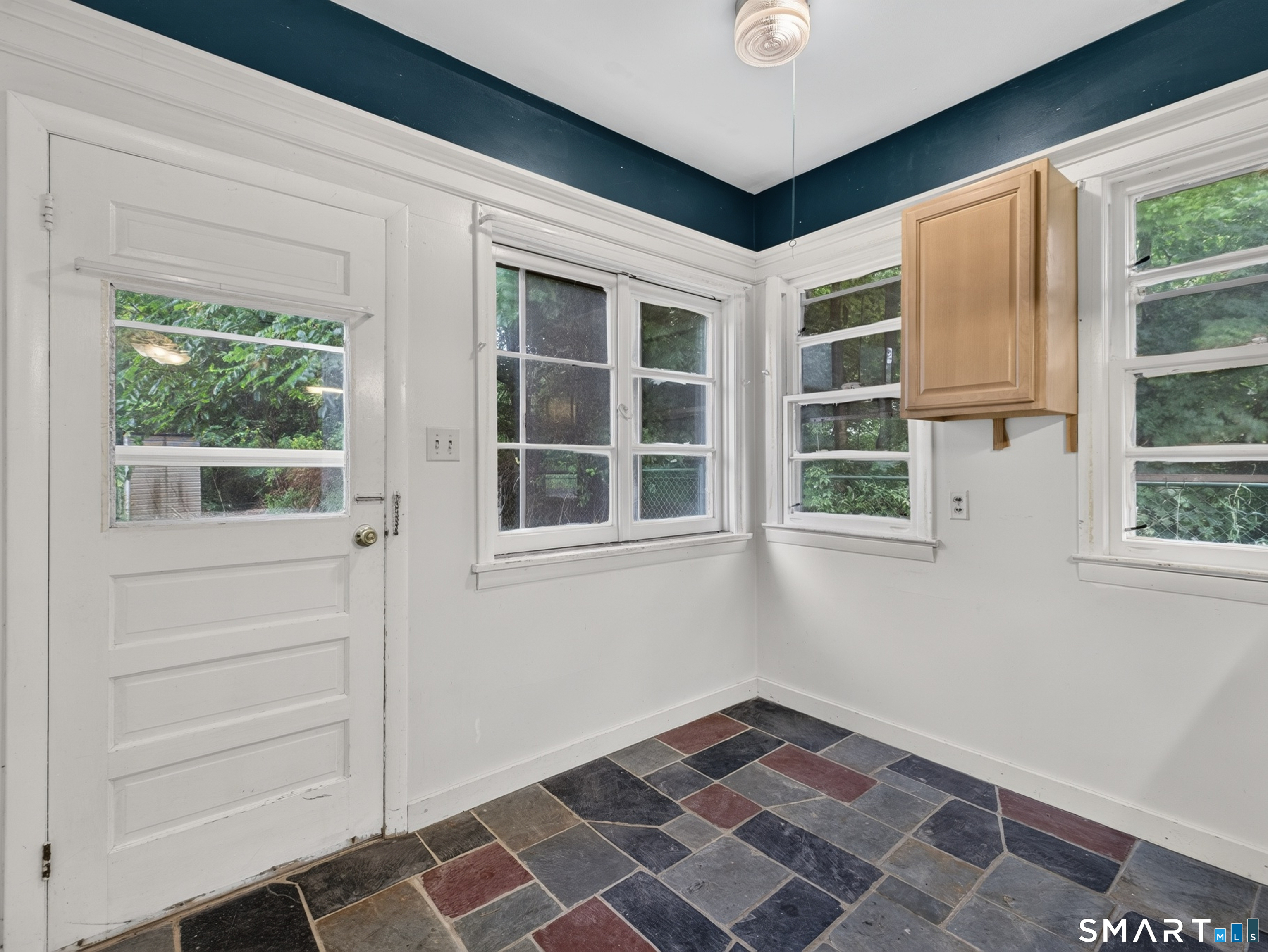 7 Fitzgerald Avenue Waterford CT 06385