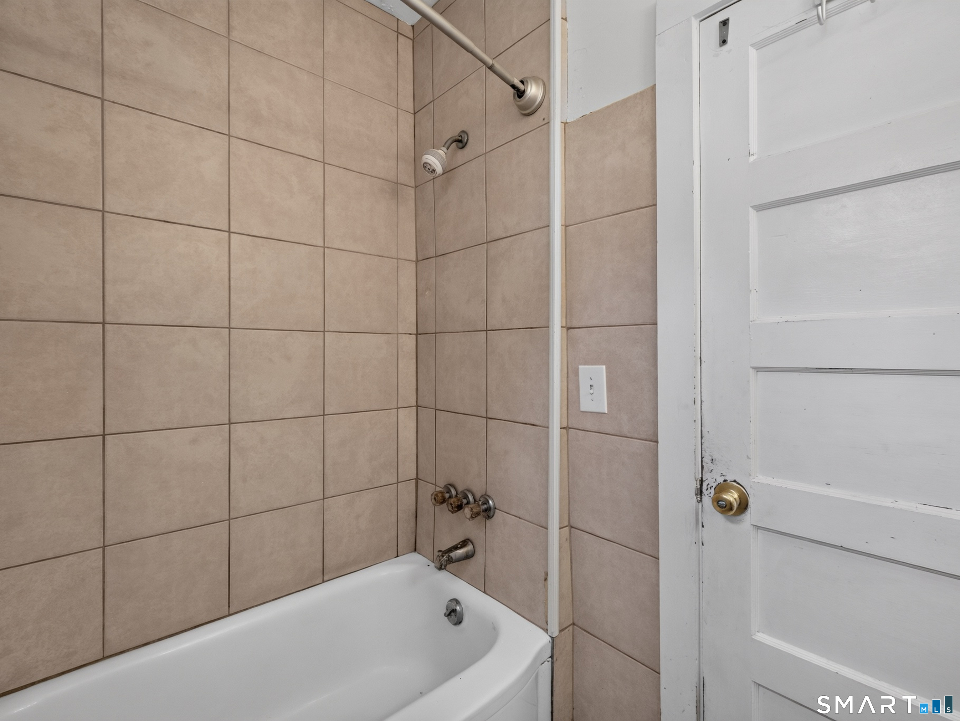 7 Fitzgerald Avenue Waterford CT 06385
