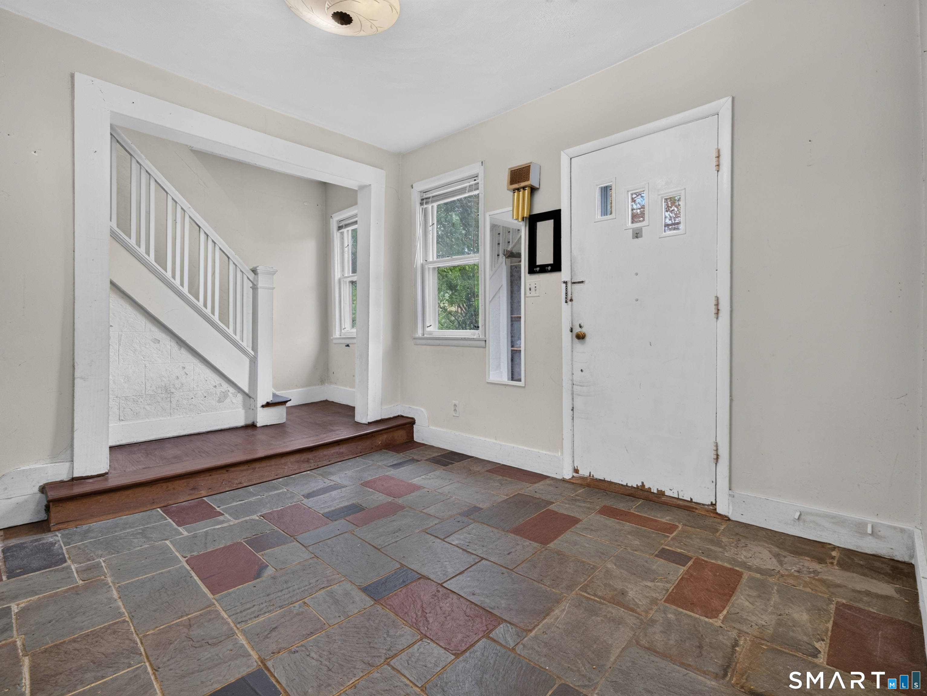 7 Fitzgerald Avenue Waterford CT 06385