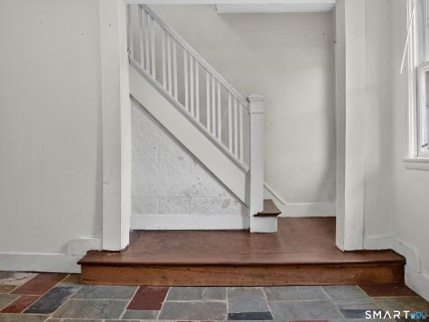 7 Fitzgerald Avenue Waterford CT 06385