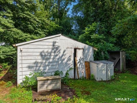 7 Fitzgerald Avenue Waterford CT 06385