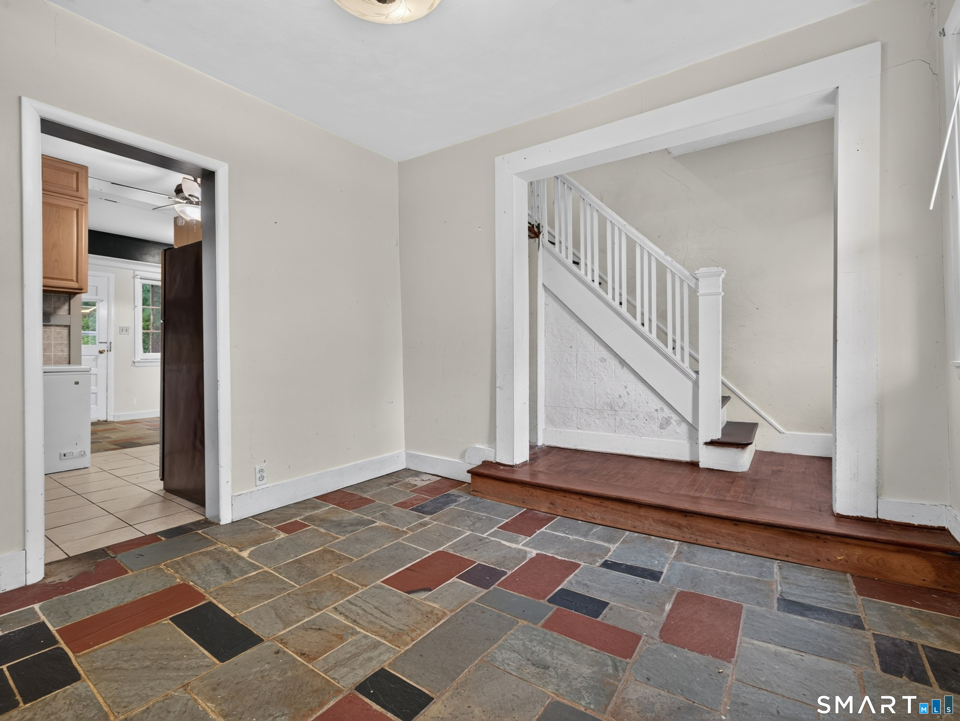 7 Fitzgerald Avenue Waterford CT 06385