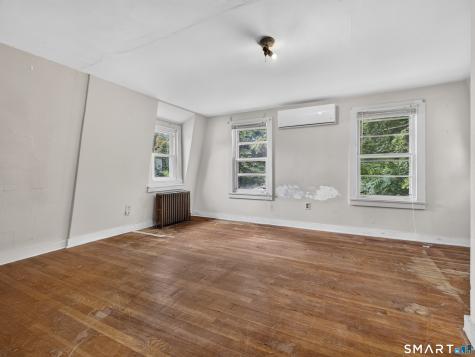 7 Fitzgerald Avenue Waterford CT 06385