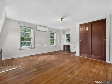 7 Fitzgerald Avenue Waterford CT 06385