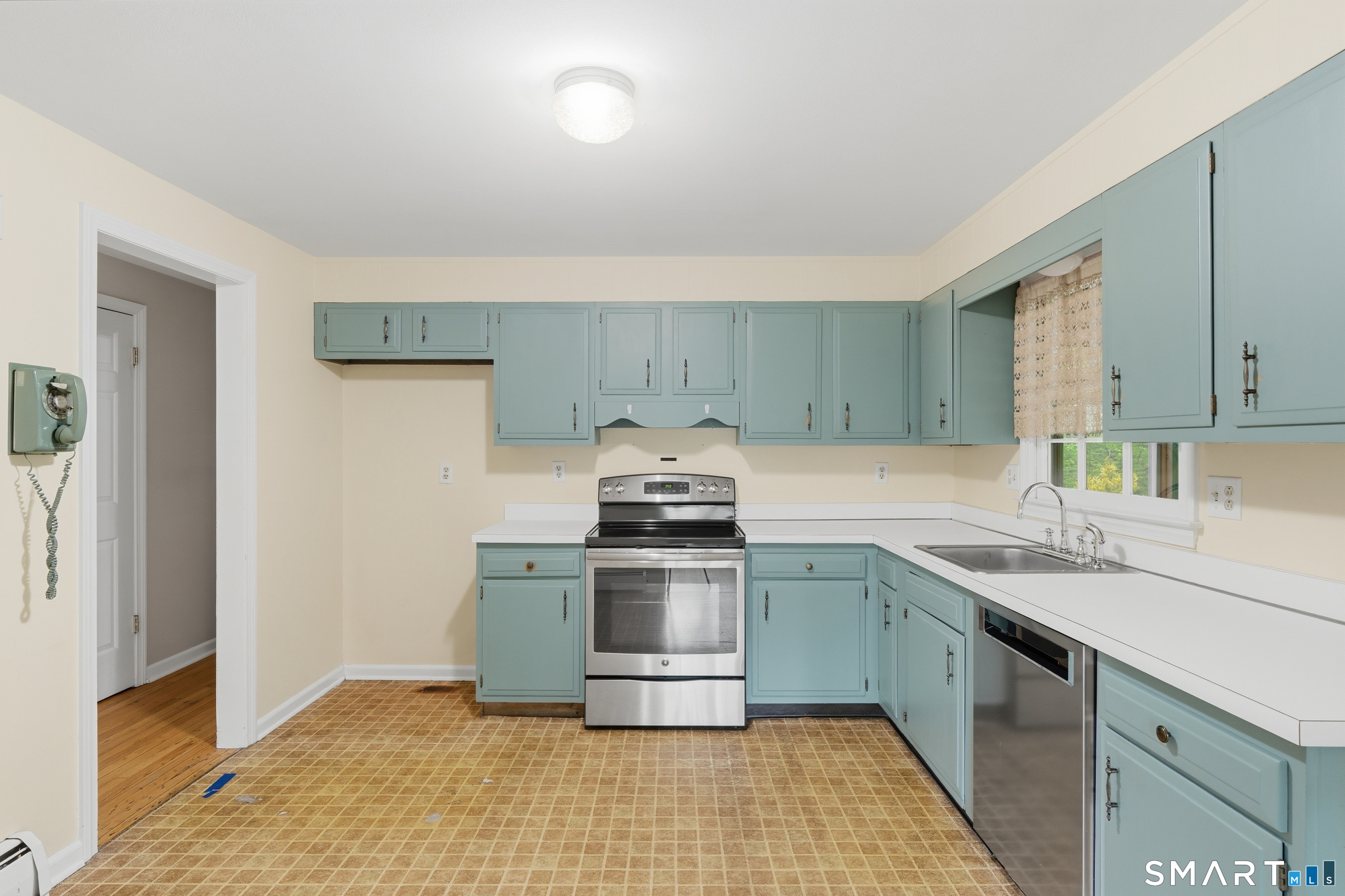405 Sheridan Drive Cheshire CT 06410