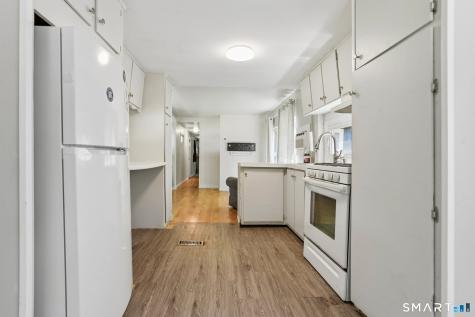 14 Old Mill Road Clinton CT 06413