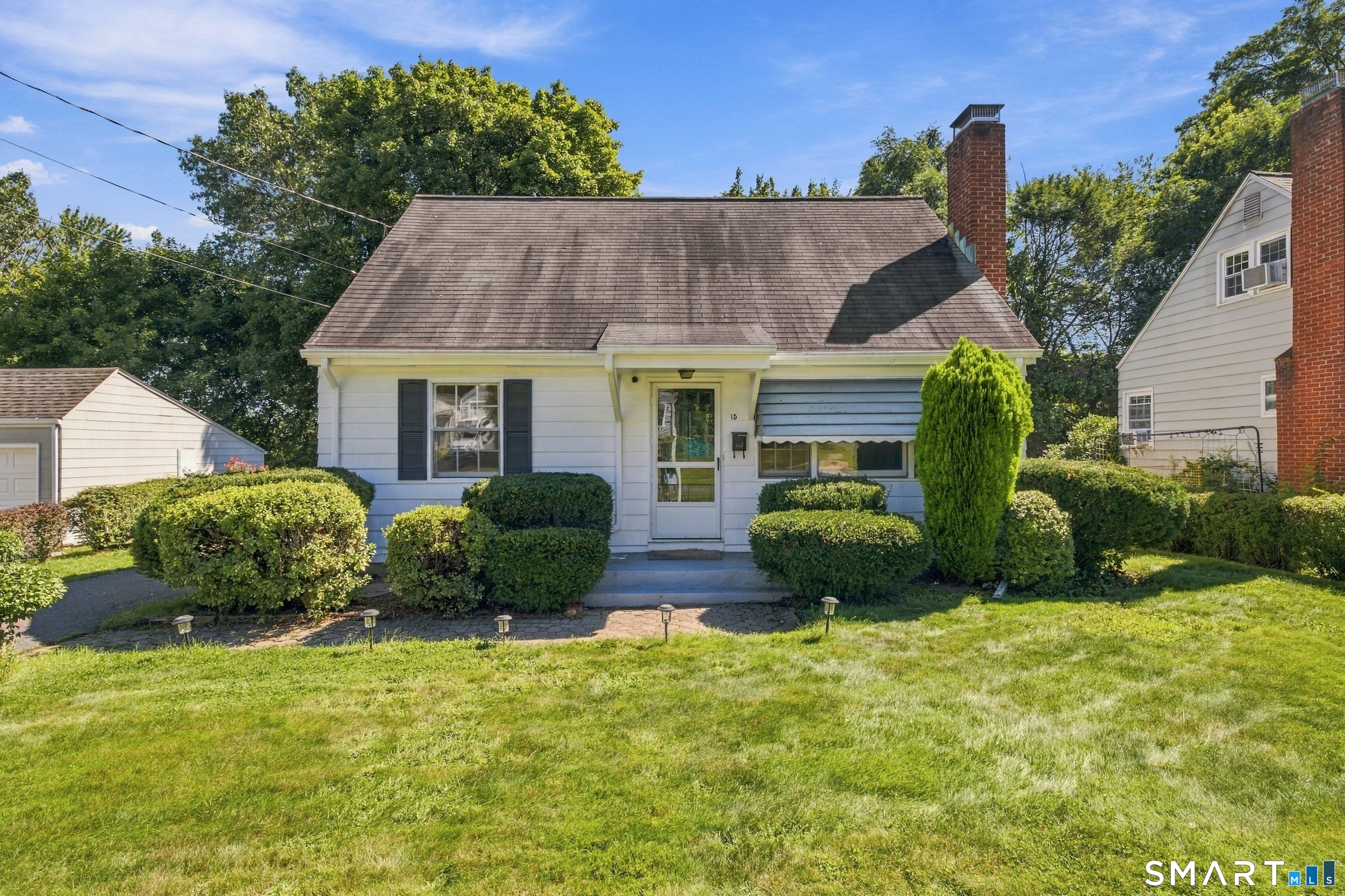 15 Chamberlin Drive West Hartford CT 06107