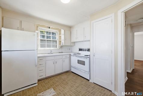 15 Chamberlin Drive West Hartford CT 06107