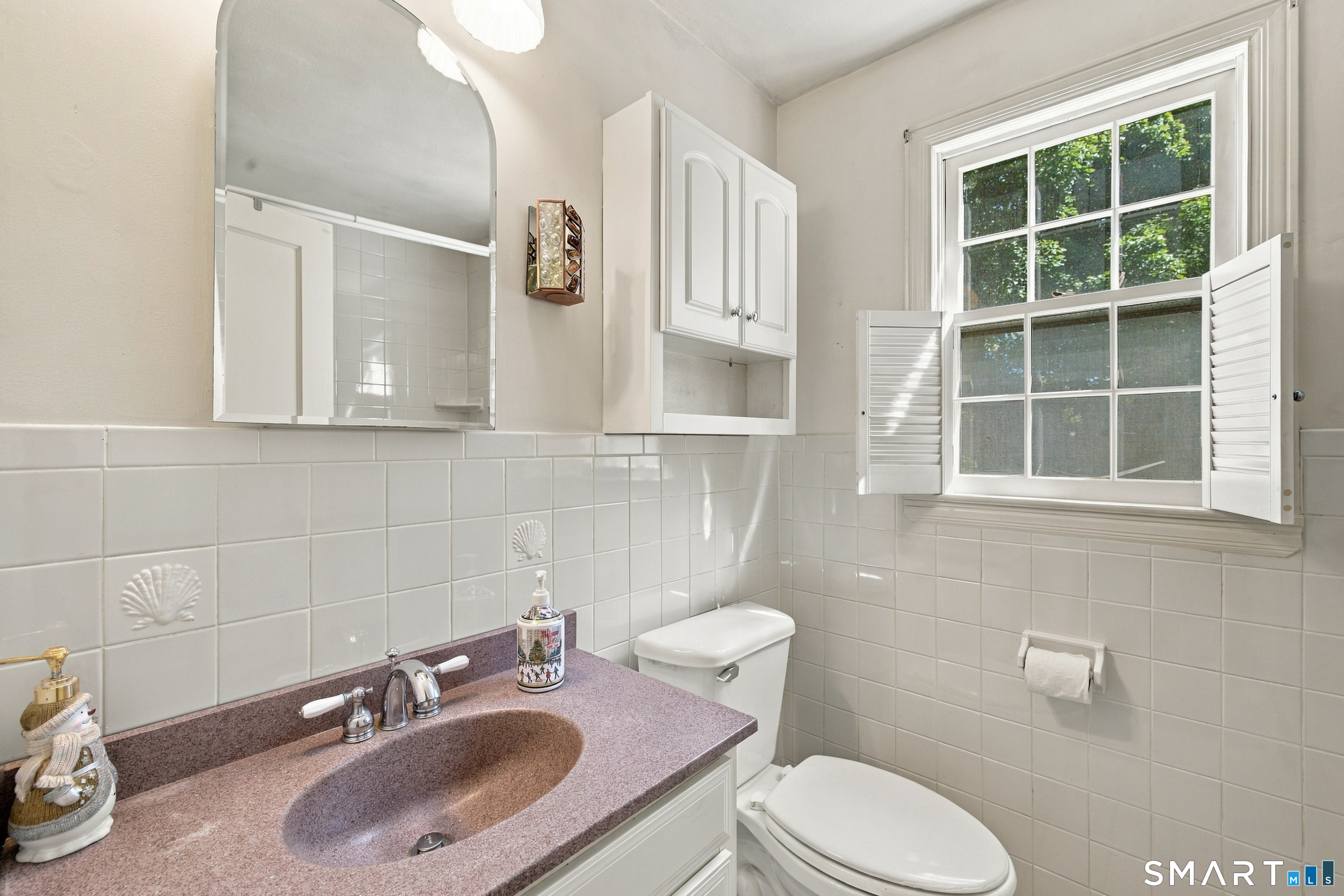 15 Chamberlin Drive West Hartford CT 06107