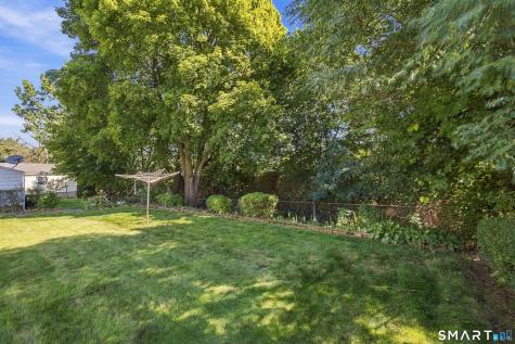 15 Chamberlin Drive West Hartford CT 06107