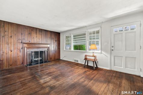 15 Chamberlin Drive West Hartford CT 06107
