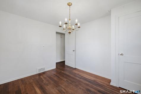 15 Chamberlin Drive West Hartford CT 06107