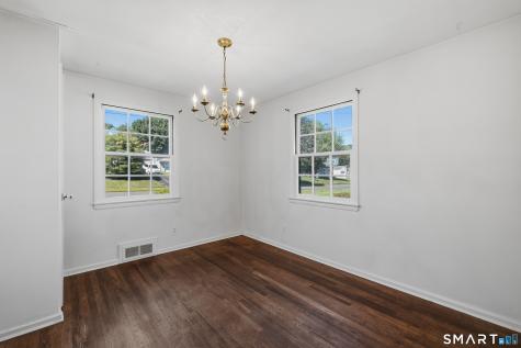 15 Chamberlin Drive West Hartford CT 06107