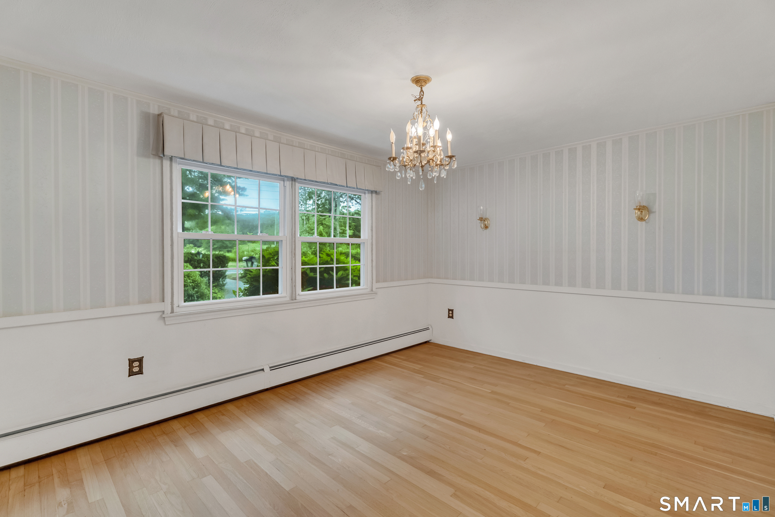 129 Chesterfield Road East Lyme CT 06333