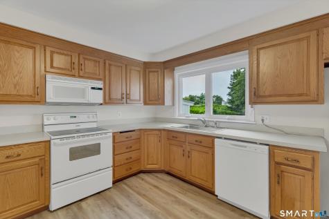 129 Chesterfield Road East Lyme CT 06333