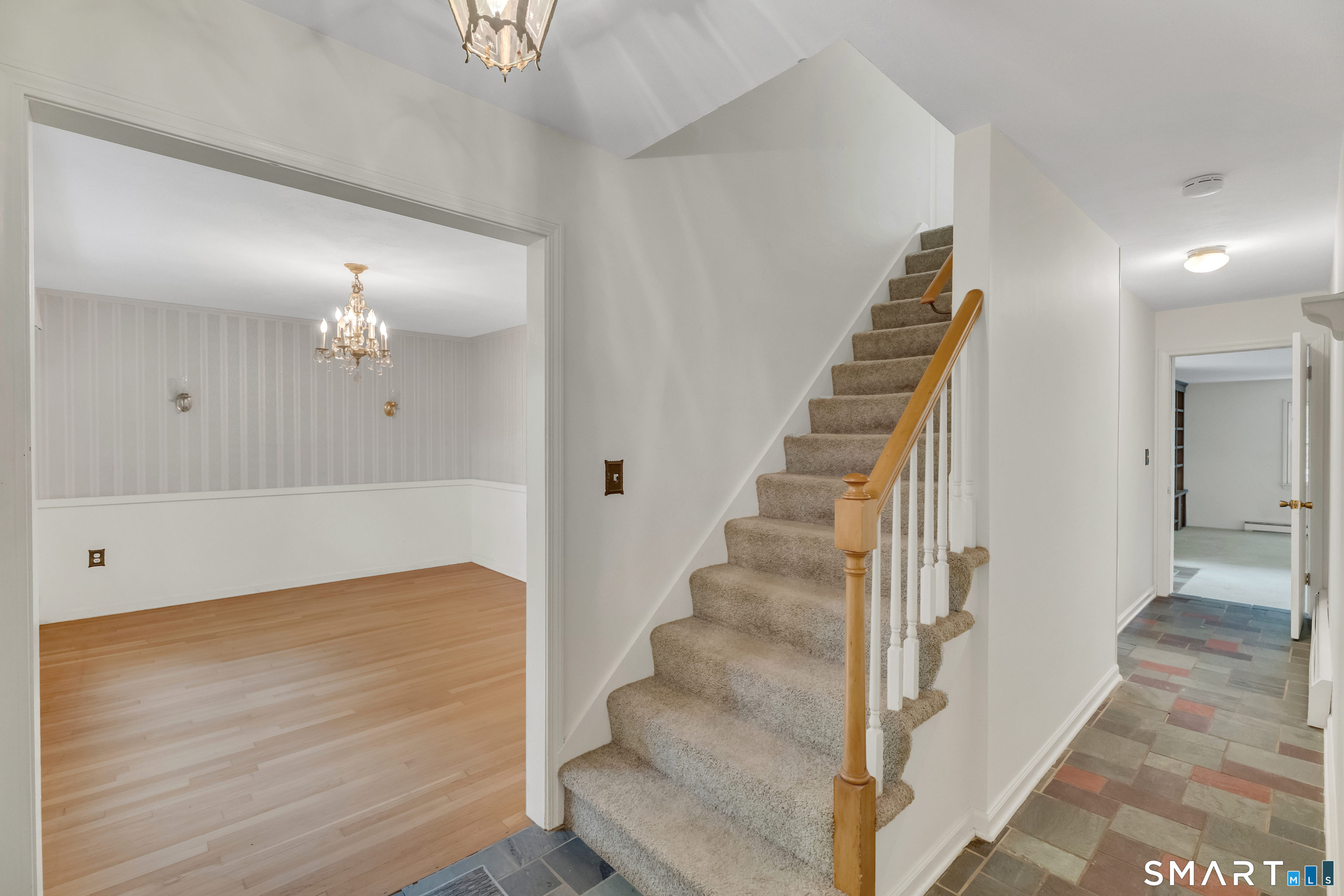 129 Chesterfield Road East Lyme CT 06333