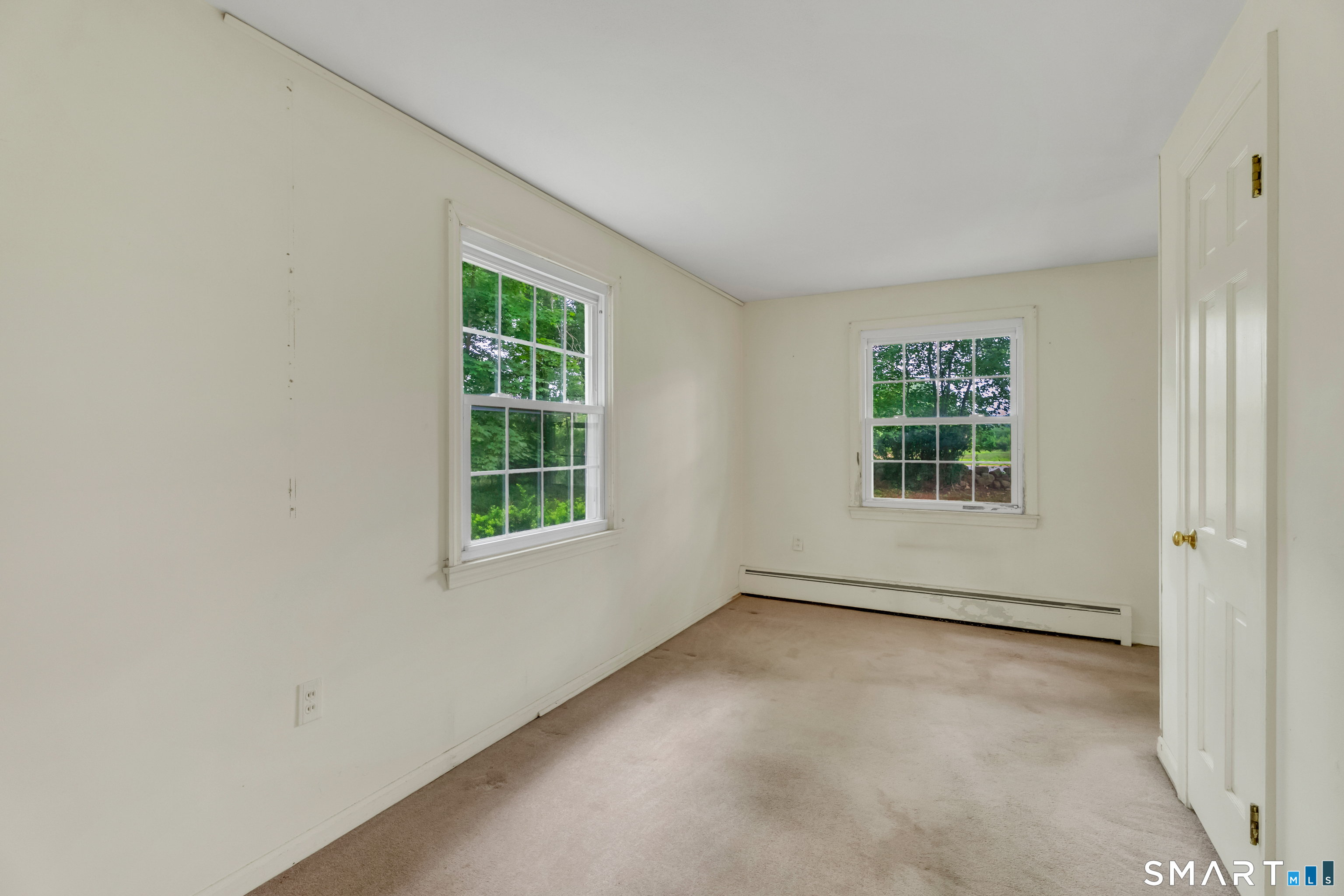129 Chesterfield Road East Lyme CT 06333