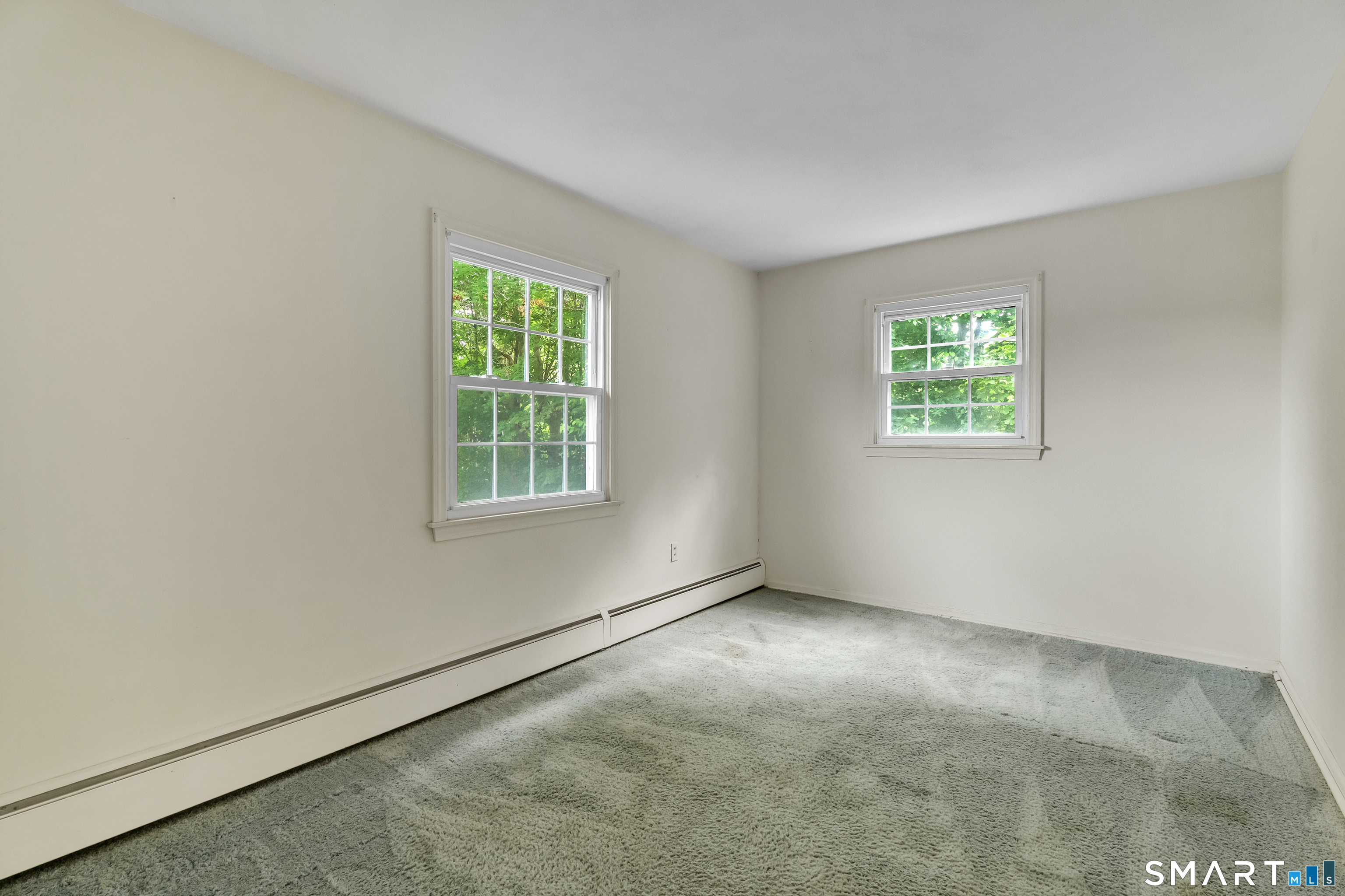 129 Chesterfield Road East Lyme CT 06333