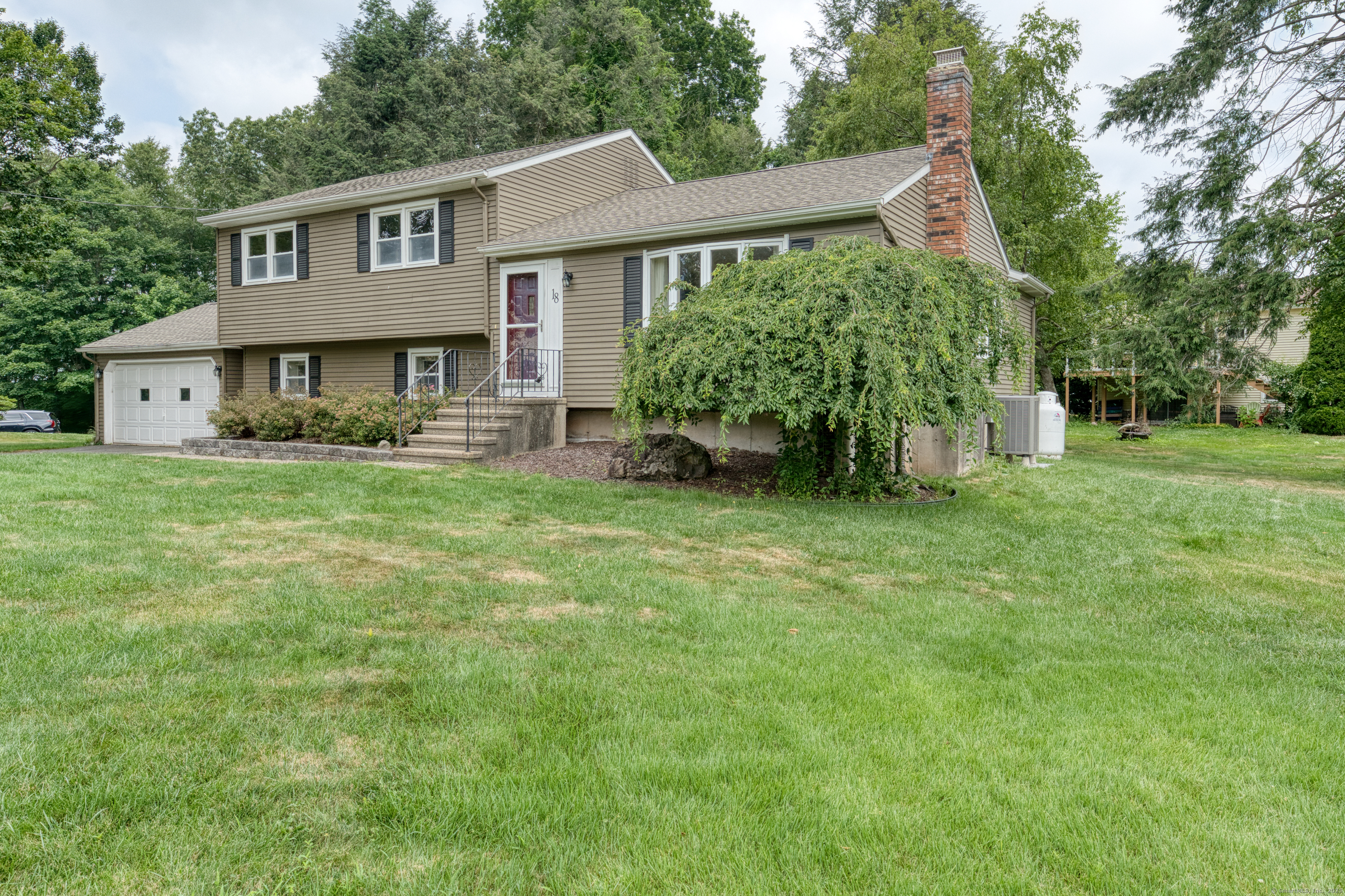 18 Black Birch Road Plainville CT 06062