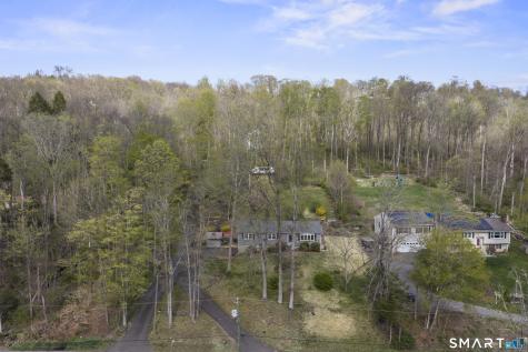 120 Luna Trl Extension Southbury CT 06488