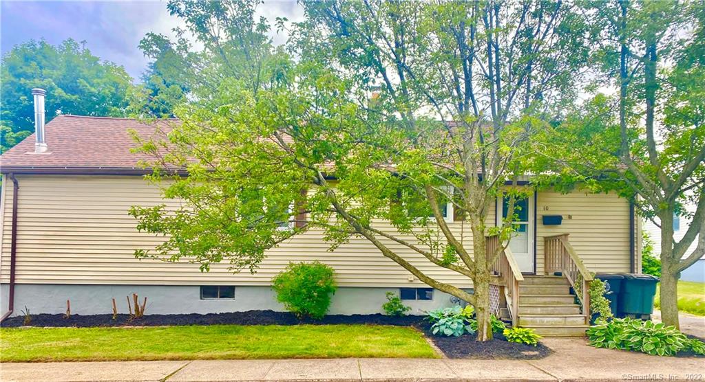 10 Beechwood Avenue Milford CT 06460
