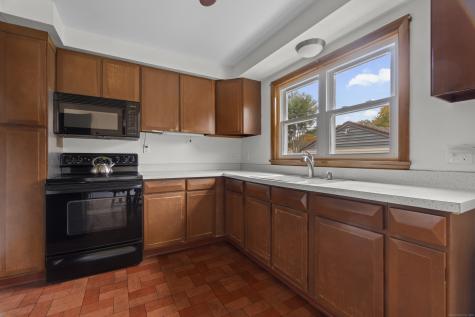 10 Filosi Road East Lyme CT 06333